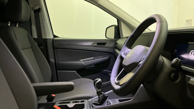 Volkswagen Caddy Maxi Caddy Cargo Maxi C20 Diesel 2.0 TDI 102 Commerce Plus Van [Assistance] - Image 15